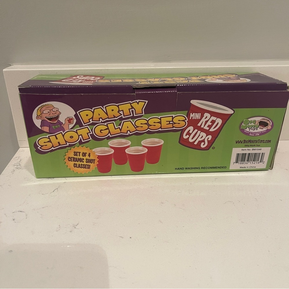 Ceramic shot glasses | Mini Red Cups - Picture 3 of 4